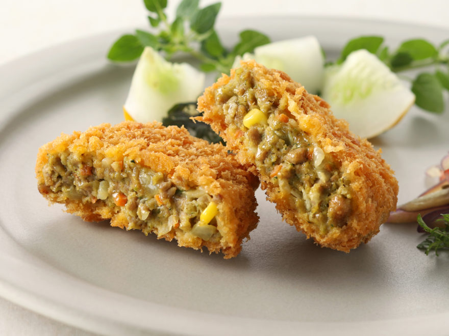 イートベジ NEW5種の野菜のメンチカツ90 | EAT VEGE | 商品カテゴリ一覧 | 株式会社ヤヨイサンフーズ